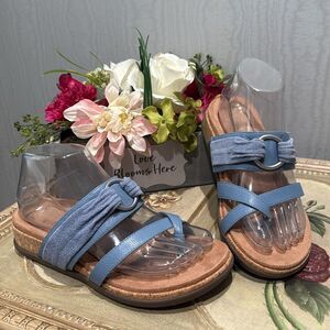 Vionic Copal Landyn Strappy Comfort Sandals Blue Sz 6 Wide